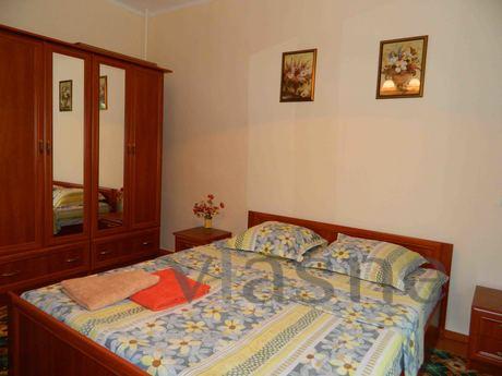 2 bedroom for rent, Shymkent - günlük kira için daire