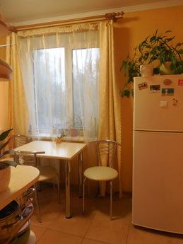 2х кімнатна квартира в Бердянську у моря, Бердянськ - квартира подобово
