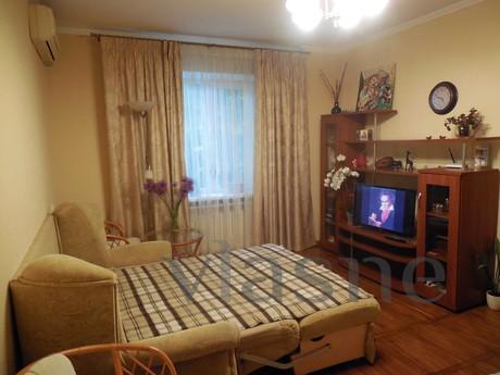 2х кімнатна квартира в Бердянську у моря, Бердянськ - квартира подобово