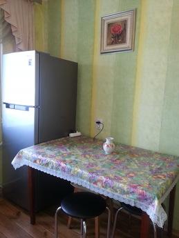 Своя 1 кімнатна біля моря Паркова 10, Чорноморськ (Іллічівськ) - квартира подобово