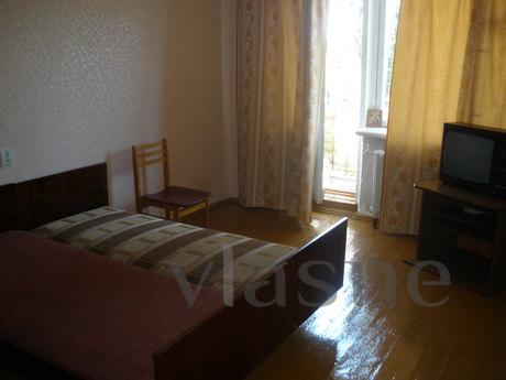 Rent an apartment in Berdyansk for the summer season, the se