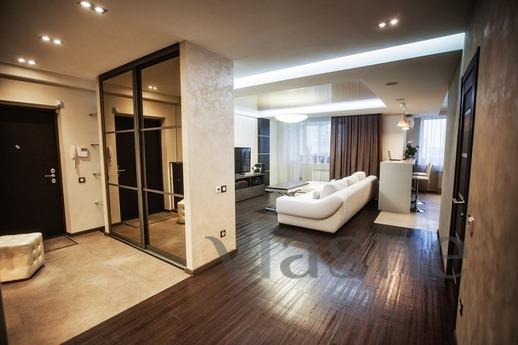 Spacious, elegant apartment, Stavropol - günlük kira için daire