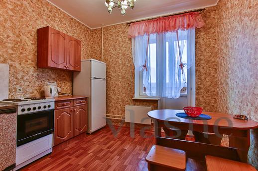 Large 2-bedroom apartment, Подольськ - квартира подобово