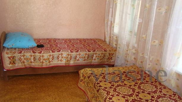 Ноliday cottage at the seaside,Genichesk, Henichesk - apartment by the day