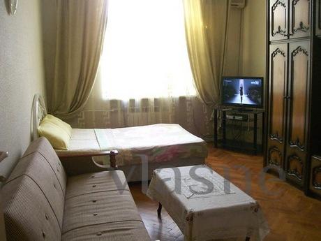 We offer a one-room apartment in the center of Baku, which i