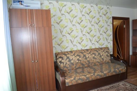 Свободно Уютная 1 комнатная квартира, Бердянск - квартира посуточно