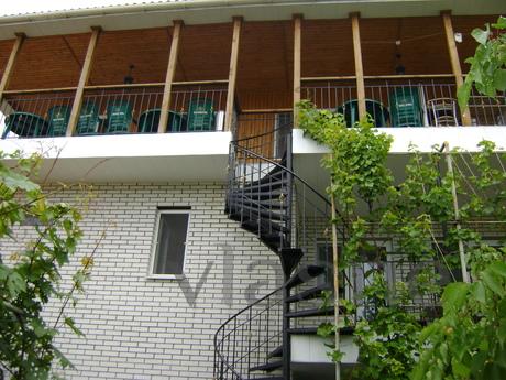 Rent one comfortable rooms, Berdiansk - apartment by the day