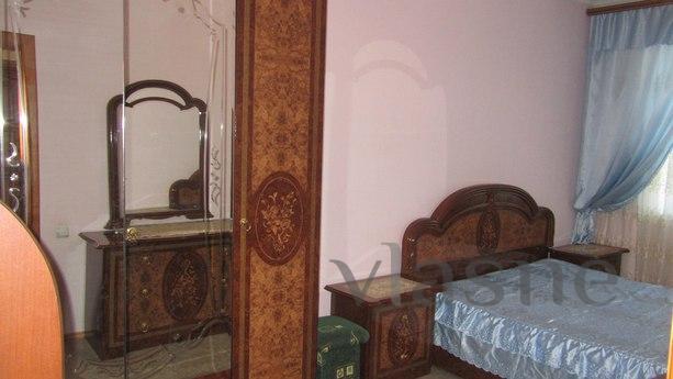 Посуточная аренда 2-х комнатной квартиры в Тюмени по ул. Ник