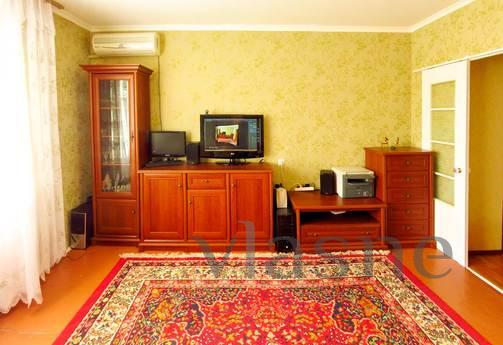 3 bedrooms. apartment on the first line, Shchyolkino - apartment by the day