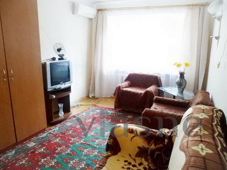 Apartment  in the center of Berdyansk, Berdiansk - apartment by the day
