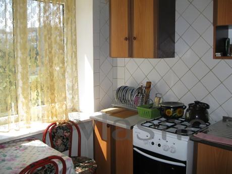 2-комнатная квартира посуточно, Черноморск (Ильичевск) - квартира посуточно