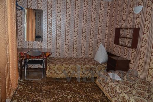 We offer you rooms for 2 -3 people, Berdiansk - apartment by the day