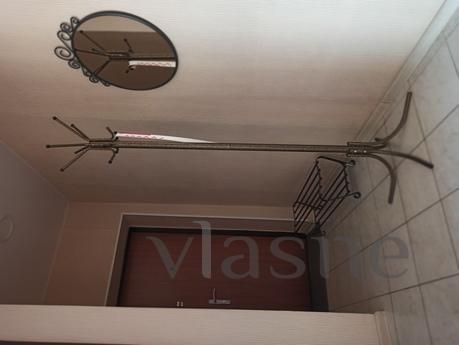Cosy, perfectly clean apartment, Novosibirsk - apartment by the day