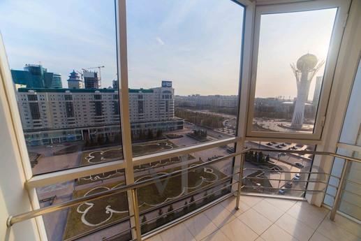 The apartment with a gorgeous view, Astana - günlük kira için daire