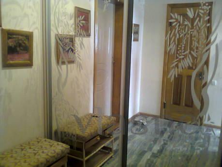 Rent your apartment renovation, Chernomorsk (Illichivsk) - mieszkanie po dobowo