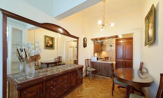 One-bedroom luxury apartment, Москва - квартира подобово