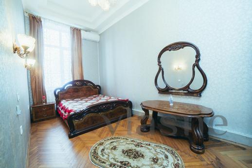 4 komnatnaya VIP-apartment, Lviv - apartment by the day