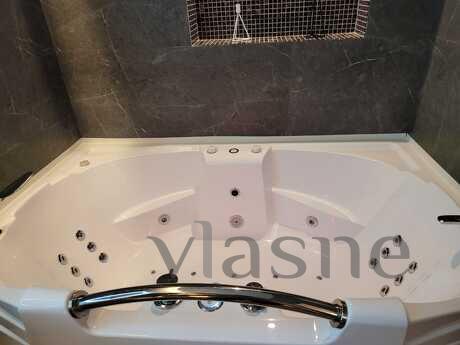 Jacuzzi, sauna, round bed, fireplace., Красноярськ - квартира подобово