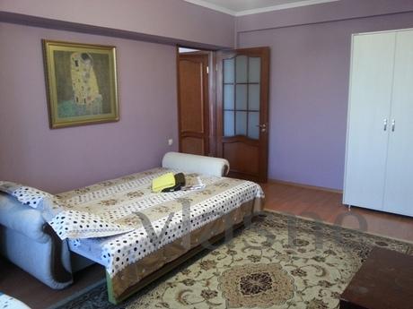 1 bedroom Seifullin - Kabanbai Batyr, Almaty - günlük kira için daire