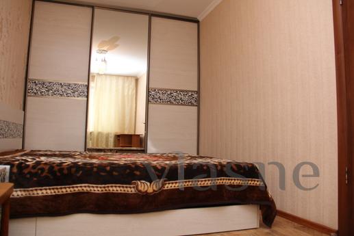 Cozy 2-bedroom apartment, Karaganda - günlük kira için daire