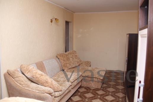 Excellent 3-bedroom apartment yoh, Karaganda - apartment by the day