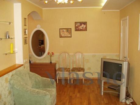 2 bedroom apartment near the metro, Kyiv - günlük kira için daire