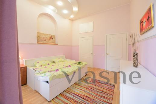 3-bedroom apartment in the heart of Kiev, Kyiv - günlük kira için daire