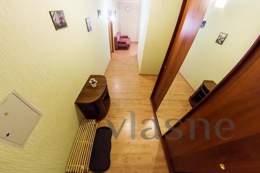 Bedroom Apartment, 140 azheva, Ufa - apartment by the day