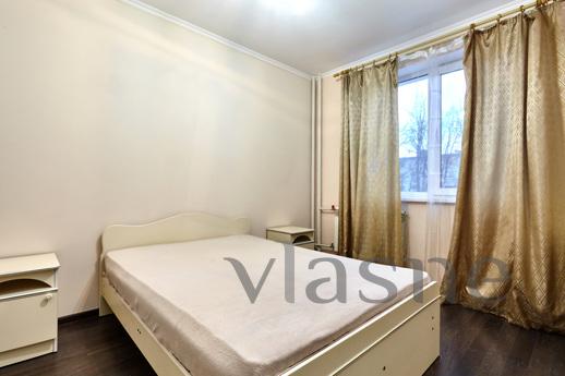 Comfortable 3-bedroom apartment, Krasnodar - günlük kira için daire