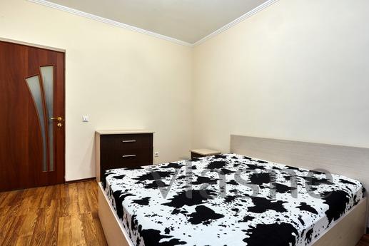 Cozy 2 bedroom apartment, Krasnodar - günlük kira için daire