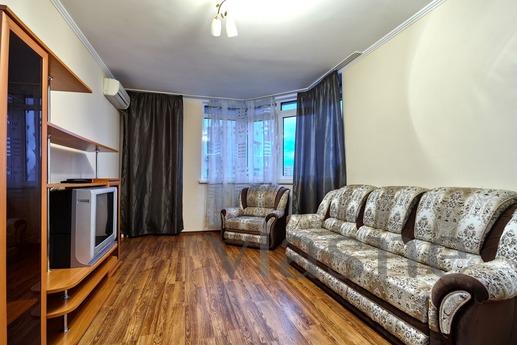 Cozy 2 bedroom apartment, Krasnodar - günlük kira için daire
