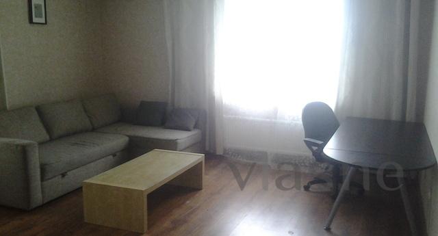 Comfortable apartment in the new house, Novosibirsk - günlük kira için daire
