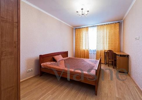 Spacious 3 bedroom apartment for rent, Krasnogorsk - apartment by the day