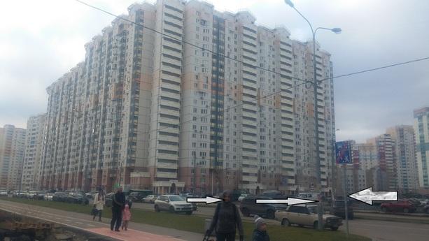 Spacious 3 bedroom apartment for rent, Krasnogorsk - apartment by the day