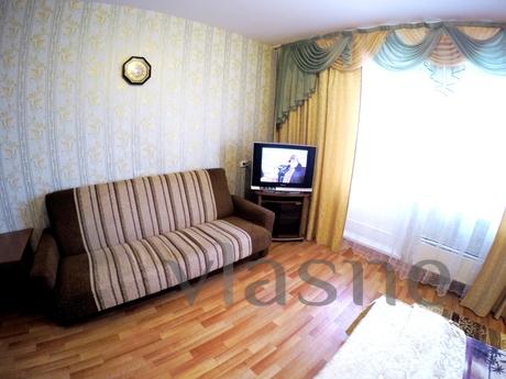 Cozy apartment near the shopping center, Krasnoyarsk - apartment by the day