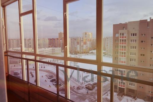 Spacious 2-room apartment, Krasnoyarsk - apartment by the day