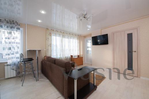 2 bedroom apartment on Gorky 36, Krasnoyarsk - günlük kira için daire