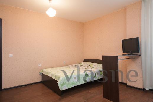 Bright studio in a good area, Красноярськ - квартира подобово