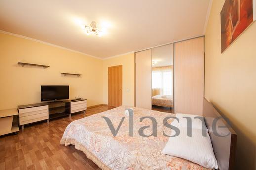 Bright  1 bedroom apartment for rent, Krasnoyarsk - günlük kira için daire