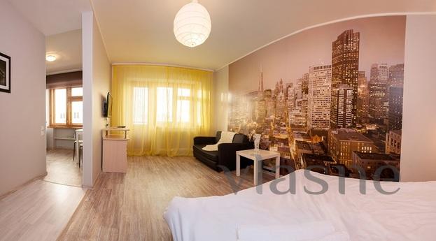 Bright and cozy apartment in the center, Krasnoyarsk - apartment by the day