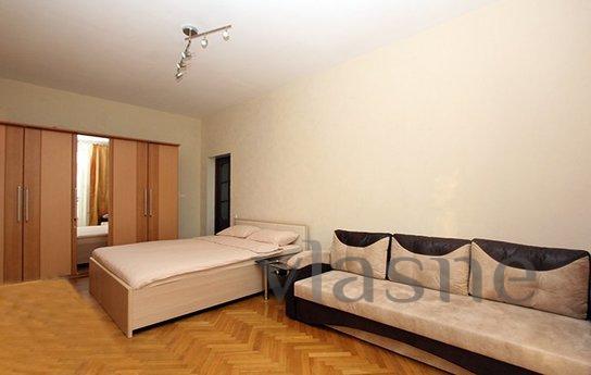 Bright two-bedroom apartment, Moscow - günlük kira için daire
