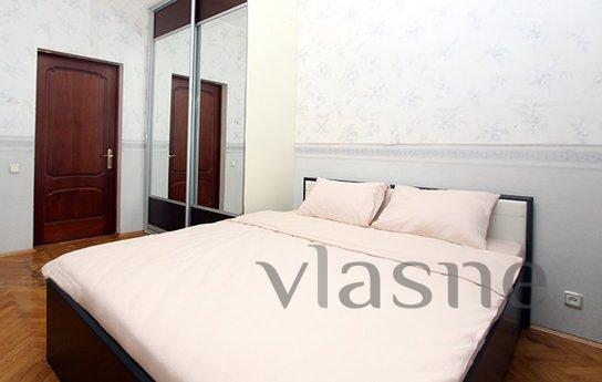 Bright two-bedroom apartment, Moscow - günlük kira için daire