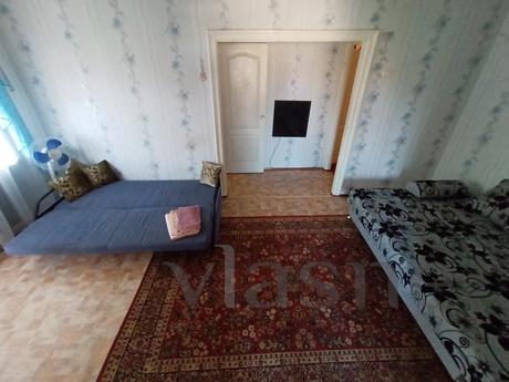 2 bedroom apartment for rent, Kamenskoe (Dniprodzerzhynsk) - mieszkanie po dobowo