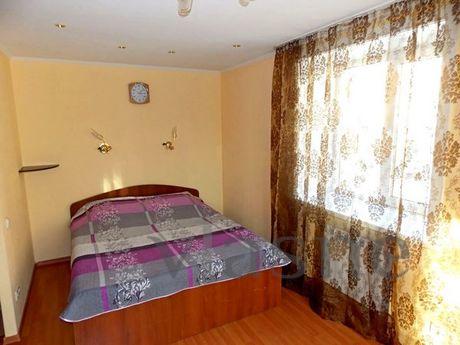 bedroom apartment, Krasnoyarsk - apartment by the day