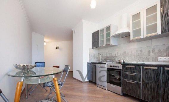 1-BR apartment near the shopping center, Красноярськ - квартира подобово