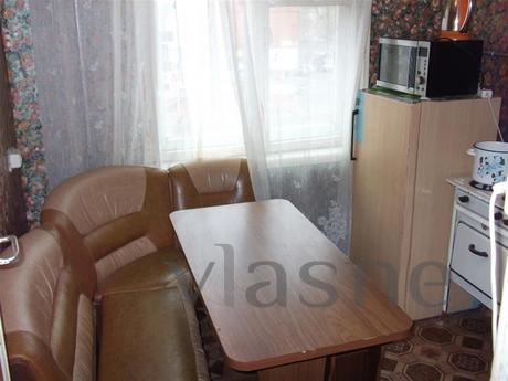 Cozy apartment for an attractive price, Krasnoyarsk - günlük kira için daire