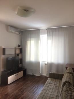 1 bedroom apartment near railway station, Novosibirsk - günlük kira için daire