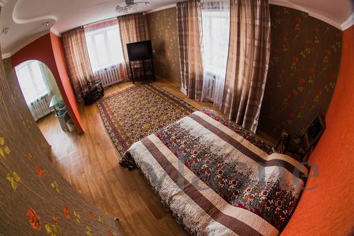 1 bedroom apartment in the center, Kostanay - apartment by the day