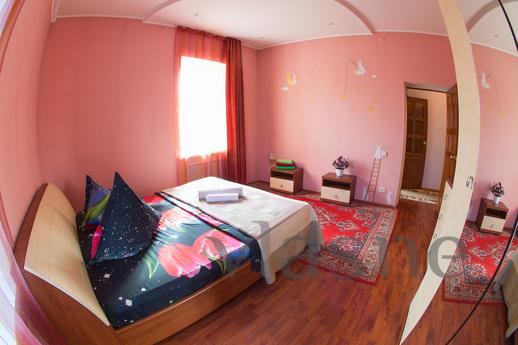 2 bedroom apartment in the center, Kostanay - günlük kira için daire