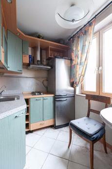 Comfortable 3-bedroom apartment, Novosibirsk - günlük kira için daire